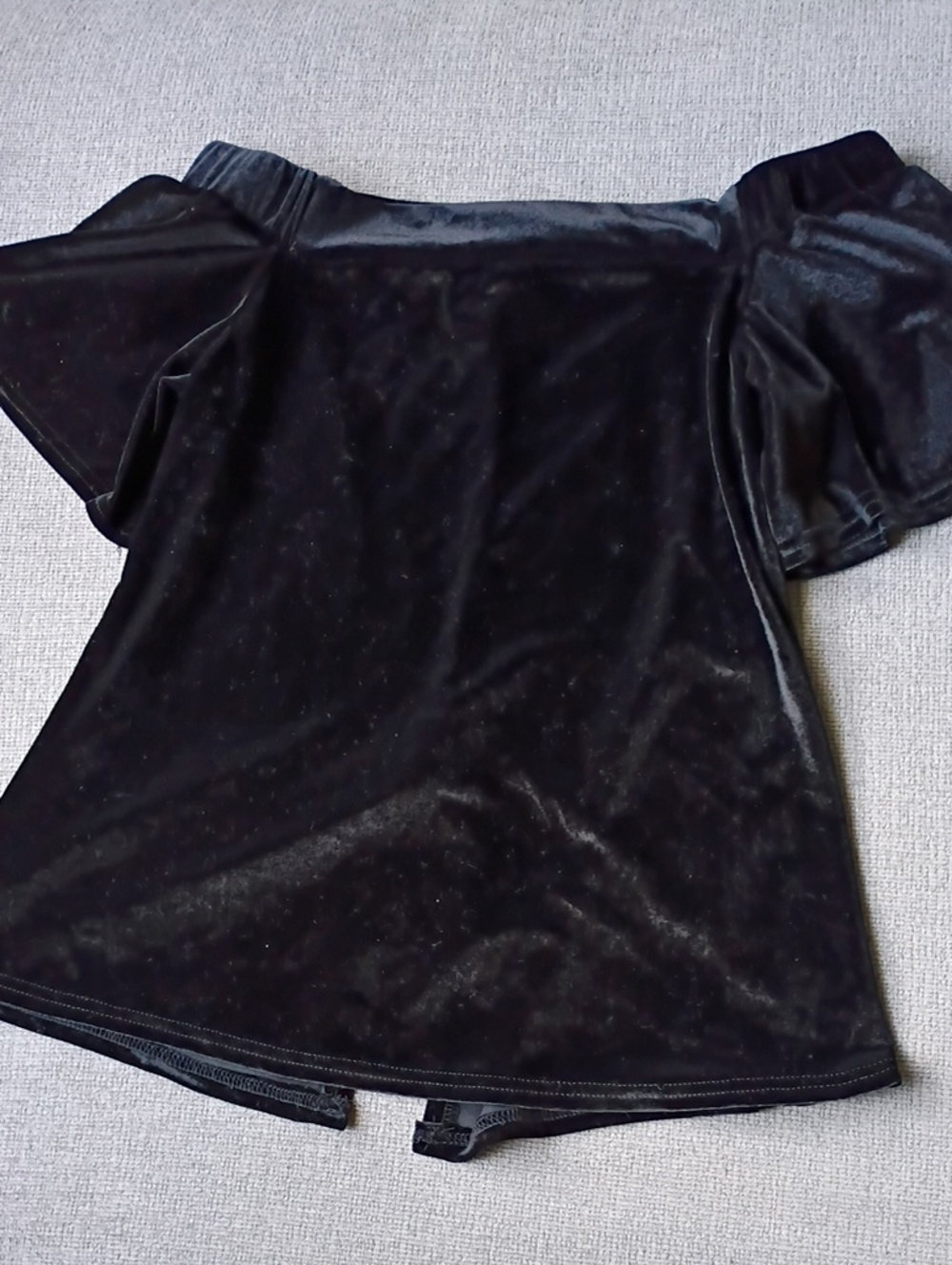 Pretty Off Shoulder Black Velvet Top